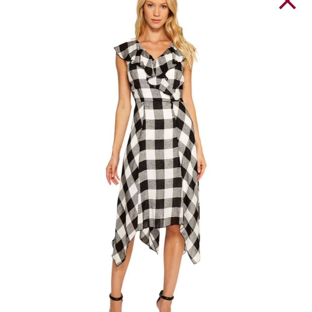 V-neck Plaid Hankerchief Hem Dress